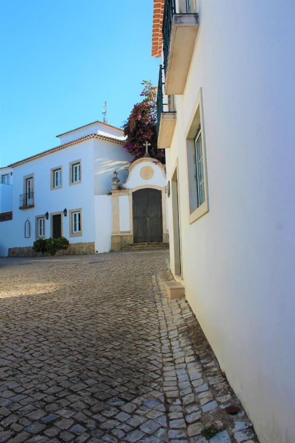 Casa Do Castelo Ourem Hotel Exterior photo